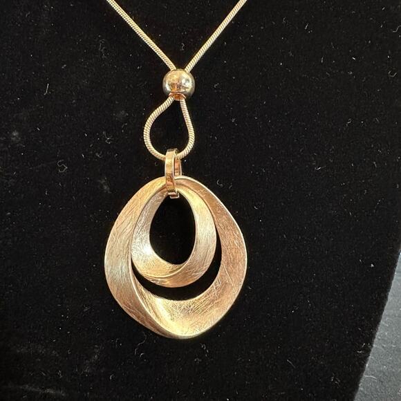 Gold Waterdrop Brushed Pendant on a Gold Rope Chain - Picture 1 of 13